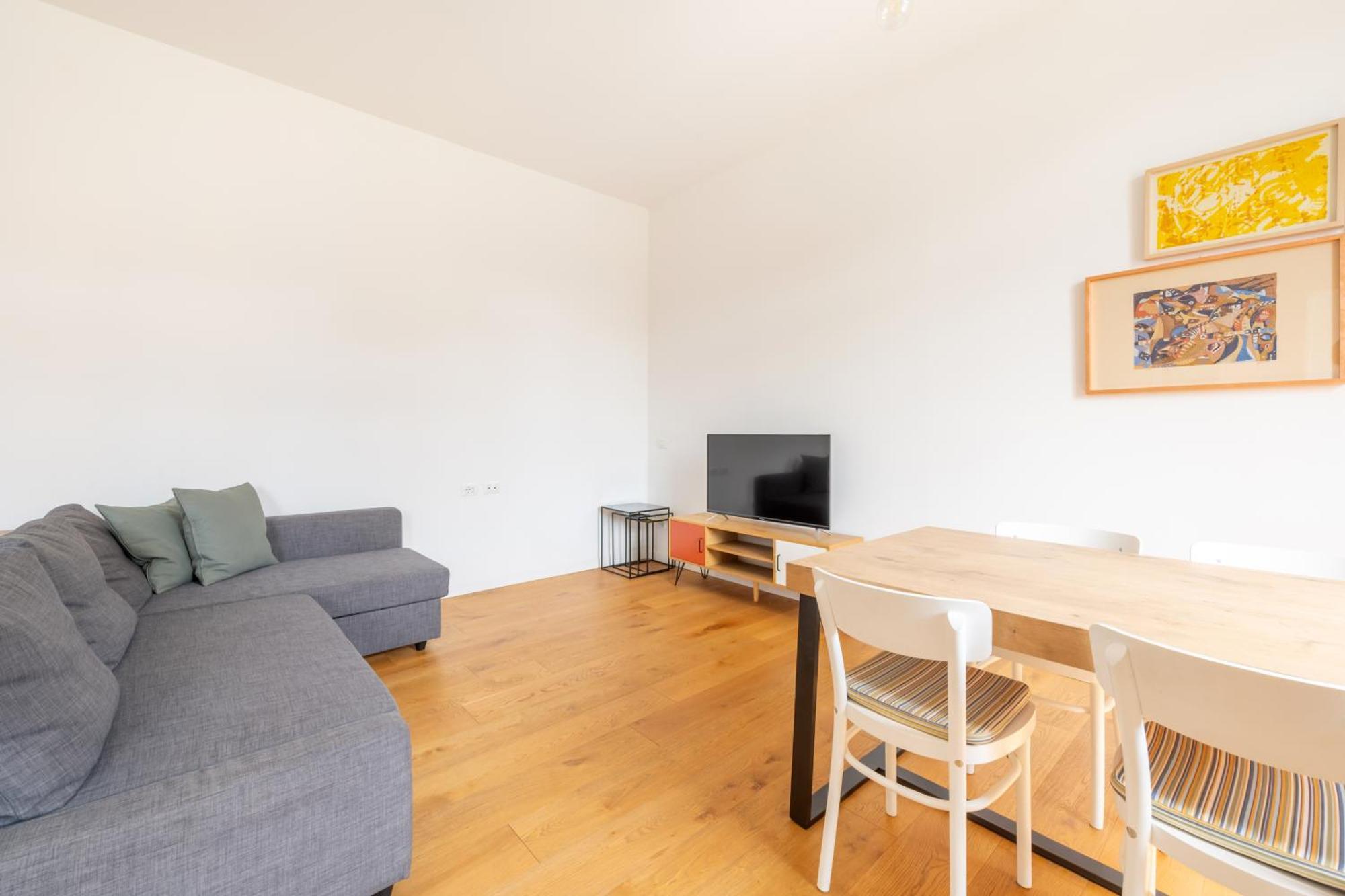 Milano Isola - Bright 2-Room Apartment With Balcony Εξωτερικό φωτογραφία